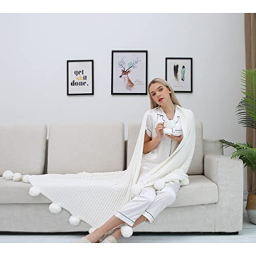 Fomoom Pom Pom Throw Blanket - Stylish Knit Comfort