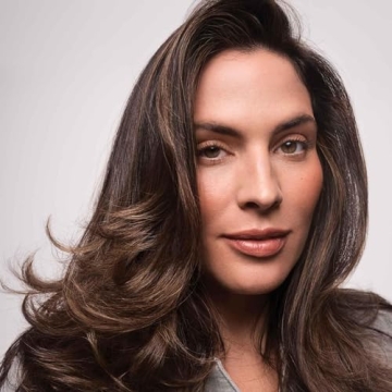 Living Proof Full Volume Root-Lifting Spray for All Hair Types