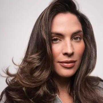 Living Proof Full Volume Root-Lifting Spray for All Hair Types