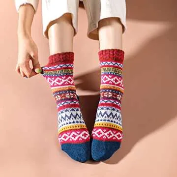 Warm Wool Socks for Women 5 Pairs Cozy Winter Collection