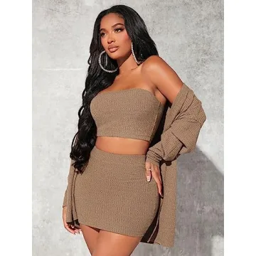 Chic 3 Piece Women’s Outfit with Crop Top and Skirt
