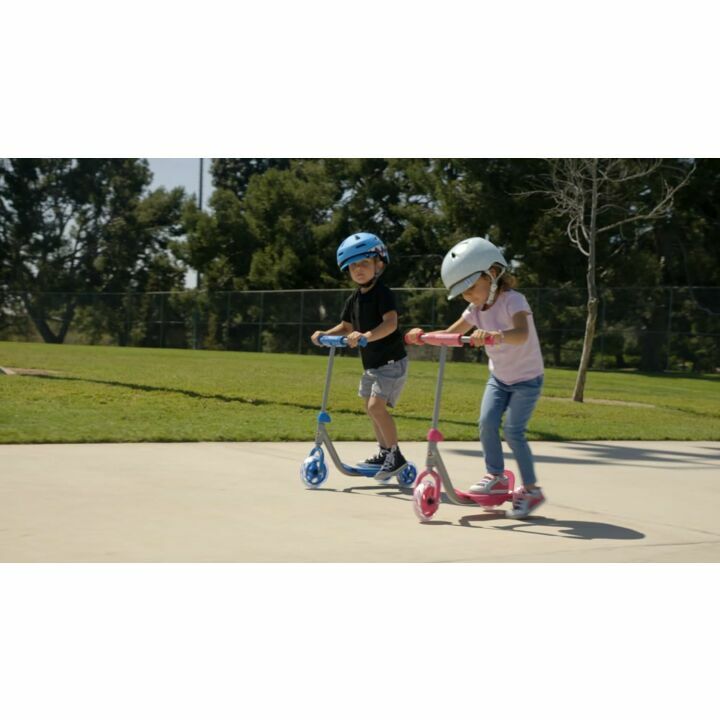 Razor Jr. Lil’ Kick 3-Wheel Scooter for Kids 3+