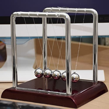 Newton's Cradle Desk Toy - Physics Fun & Balance