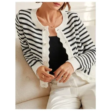 GORGLITTER Women's Long Sleeve Crew Neck Cardigan Sweaters Striped Cute Knitted Cardigans Outfits Black Striped Medium