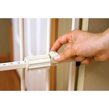 Carlson Lil Tuffy Expandable Pet Gate for Small Pets