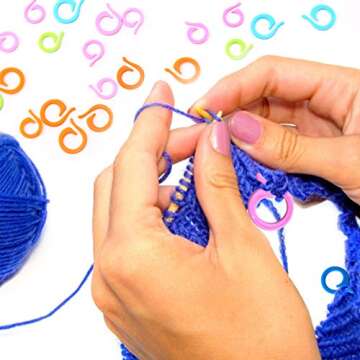 AIEX 120pcs Knitting Stitch Markers, 60 Large + 60 Small Plastic Crochet Stitch Markers, Knitting Stitch Rings for Sewing Knitting DIY and Handmade Crafts (Random Colors)
