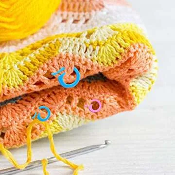 AIEX 120pcs Knitting Stitch Markers, 60 Large + 60 Small Plastic Crochet Stitch Markers, Knitting Stitch Rings for Sewing Knitting DIY and Handmade Crafts (Random Colors)