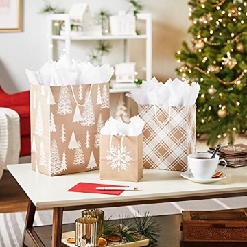 Hallmark Christmas Gift Bags - Stylish & Recyclable - 8 Pack