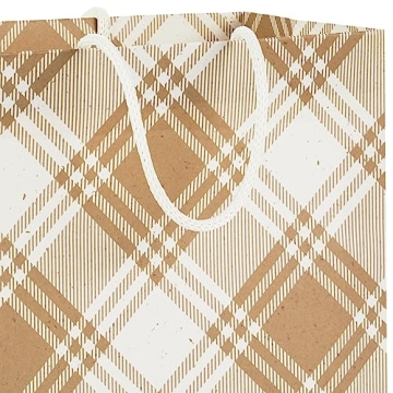 Hallmark Christmas Gift Bags - Stylish & Recyclable - 8 Pack