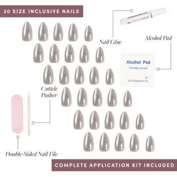 Glamnetic Oslo Short Almond Silver Shimmer Nails