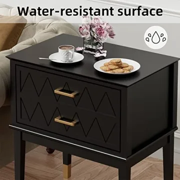 Stylish Scurrty End Table for Bedroom and Living Room