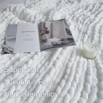 Maetoow Chenille Chunky Knit Blanket Throw （40×50 Inch）, Handmade Warm & Cozy Blanket Couch, Be...