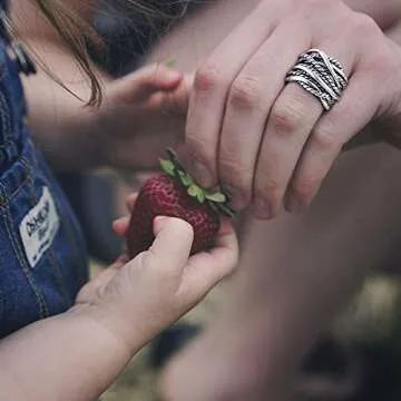 Mytys Gold and Silver Statement Rings for Women Wire Intertwined Design 14K Gold Plated Silver Band Ring Wide Index Finger Rings Costume Jewelry (Silver, 7)