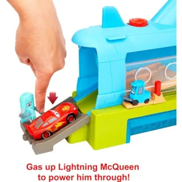 Mattel Disney Cars Color Change Car Wash Playset for Kids