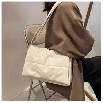 Trendy Women's Quilted Crossbody Bag - Style Meets Functionality