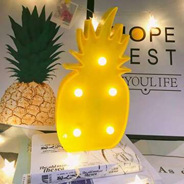 QiaoFei Pineapple Light,LED Cute Pineapple Night Table Lamp Light for Kids' Room Bedroom Gift Wall Party Holiday Home Decorations Yellow