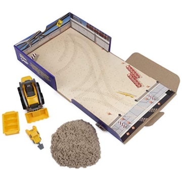 Kinetic Sand, Dig & Demolish Playset with 1lb Play Sand & Toy Truck, Sensory Toys for Kids Ages 3 and up