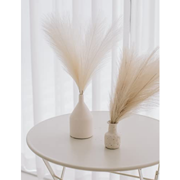 ChagoArt Faux Pampas Grass - Stylish Home Decor Stems