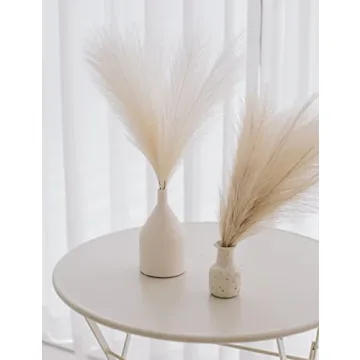 ChagoArt Faux Pampas Grass - Stylish Home Decor Stems