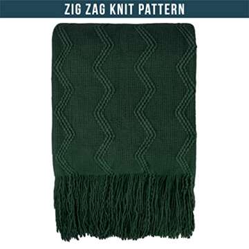 PAVILIA Emerald Green Knit Throw Blanket for Couch Bed, Soft Knitted Farmhouse Sofa Throw for Living Room, Lightweight Decorative Summer Throw Blanket for Chair, Outdoor Textured Boho Blanket, 50x60