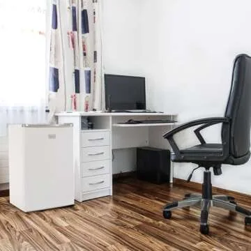 BLACK+DECKER BCRK25W Compact Mini Fridge Stylish & Efficient