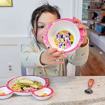 Minnie Mouse Toddler Dinnerware Set - 4 Piece Fun Design