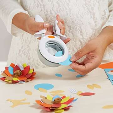 Fiskars Round n' Round Punch - XL Squeeze Cutter for Paper - Arts, Crafts, and Scrapbooking Supplies - 2" Circle