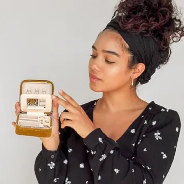 Benevolence LA Plush Velvet Jewelry Box | Travel Jewelry Case Organizer with Mirror | Featured in Oprah's Favorite Things | Best Gifts For Daughter, Girlfriend, Mom | Gifts For Her - Gold