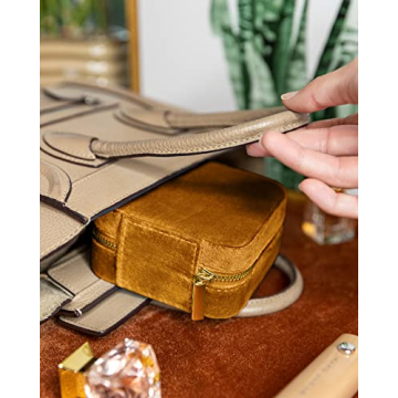 Benevolence LA Plush Velvet Jewelry Box | Travel Jewelry Case Organizer with Mirror | Featured in Oprah's Favorite Things | Best Gifts For Daughter, Girlfriend, Mom | Gifts For Her - Gold