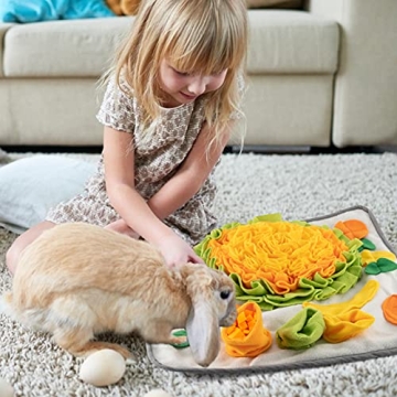 Interactive Pet Snuffle Mat for Fun Feeding
