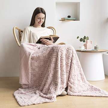 Luxury Faux Fur Throw Blanket and Throws,Super Soft Blanket Fuzzy Extra Warm Blanket, Cozy Bedding B...