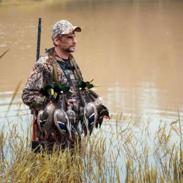 GearOZ Duck Carrier Lanyard, 12 Slip Rings for Hanging Waterfowl Game/Birds/Duck Call Whistle, Light...