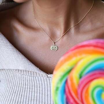 Pencros Dainty Pumpkin Necklace,18K Gold Plated Pumpkin Delicate Chain Minimalist Simple Halloween Jewelry Friend's Gift