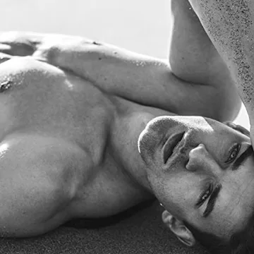 Reyane Tradition Insurrection II Wild - Captivating Fragrance