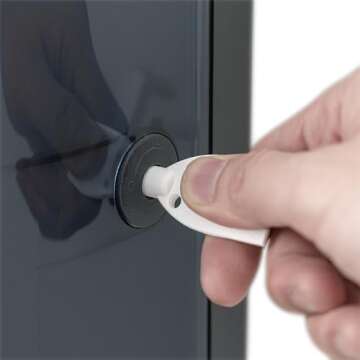 EZbrnd High Capacity Centerpull Towel Dispenser