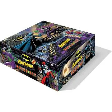 Batman Chess Set: Dark Knight vs Joker Edition