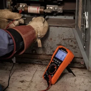 Klein Tools MM700 Digital Multimeter with Auto Ranging