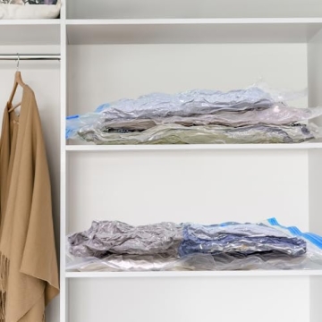 Jumbo Vacuum Storage Bags - Save 80% Space!