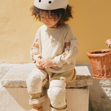 MomnLittle Kids Protective Gear Set for Skating and Biking