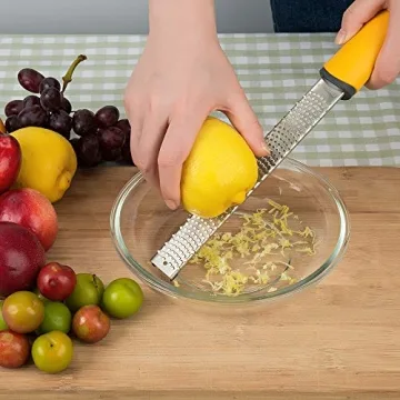 Microplane Zester for Perfect Zesting and Grating