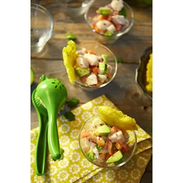 IMUSA Citrus Juicer for Maximum Lemon & Lime Extraction