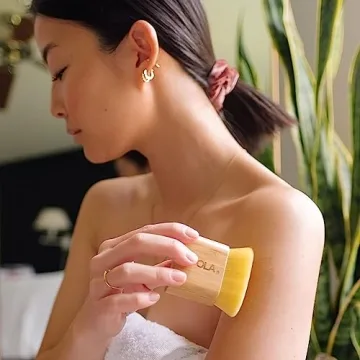 COOLA Kabuki Self Tanner Brush for Flawless Application