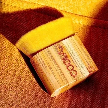 COOLA Kabuki Self Tanner Brush for Flawless Application