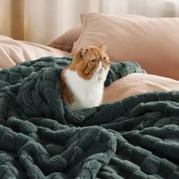 Bedsure Mallard Green Cozy Throw Blanket for All