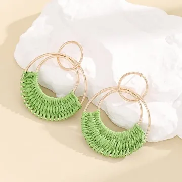 Rattan Weave Earrings Boho Summer Raffia Hoop Dangle Earrings for Women Bohemian Raffia Braid Straw Wicker Round Drop Earrings Lightweight Beach Party Statement Earrings Jewelry(Green)