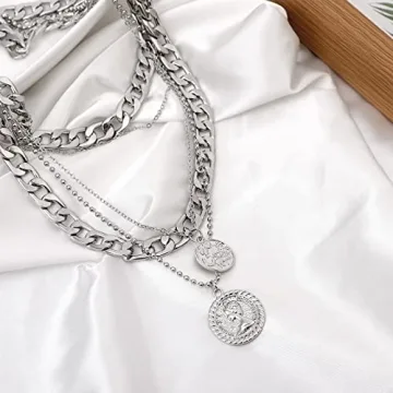 Trendy golden layered necklaces for stylish women