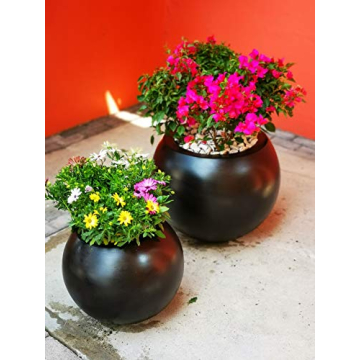 Stylish Modern Fiberglass Planter for Indoor Outdoor Use