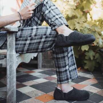 LongBay Men's Slippers: Cozy Memory Foam House Shoes for All-Age Comfort