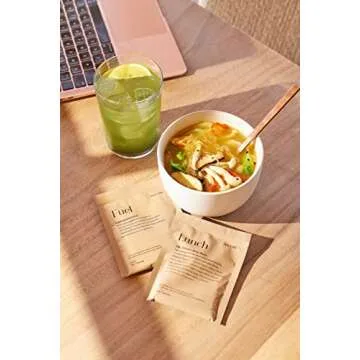 Kroma Premium Chicken Bone Broth, Dairy & Gluten Free Powder Mix with Collagen, Protein, Turmeric, Ginger, Gelatin & other Organic Ingredients, Promotes Gut Health & Healthy Skin, Hair & Nails - 7 Packets