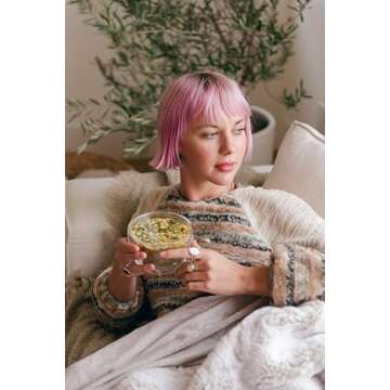 Kroma Premium Chicken Bone Broth, Dairy & Gluten Free Powder Mix with Collagen, Protein, Turmeric, Ginger, Gelatin & other Organic Ingredients, Promotes Gut Health & Healthy Skin, Hair & Nails - 7 Packets